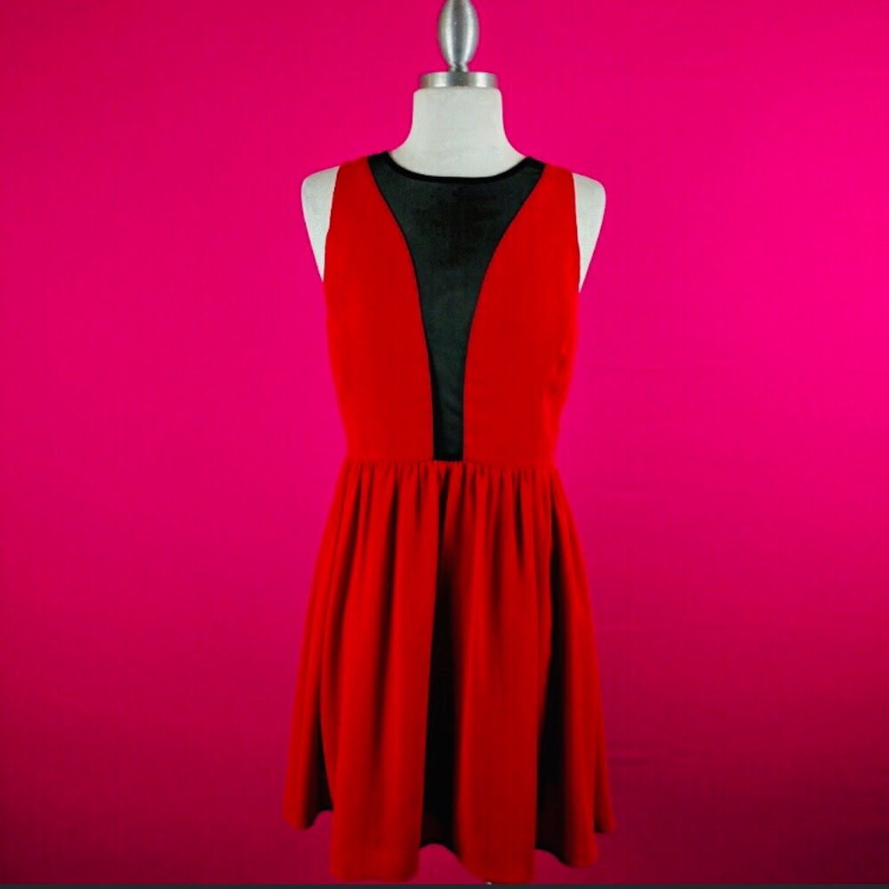 @ Moonlight size medium Party Dress Mesh Red Black